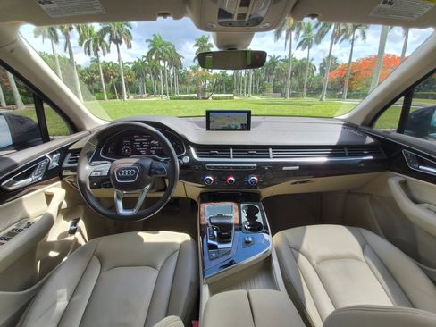 Used 2017 Audi Q7 3.0T Premium Plus AWD/4WD image 16