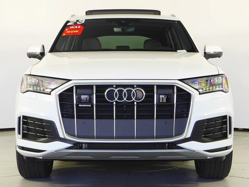 Used 2023 Audi Q7 2.0T Premium Plus w/ Premium Plus Package AWD/4WD image 3