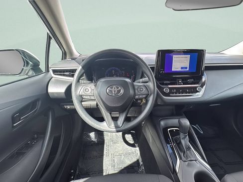 Used 2026 Toyota Corolla LE FWD image 12
