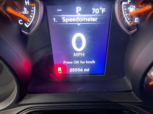 Used 2024 Jeep Wrangler Unlimited Sport AWD/4WD image 13