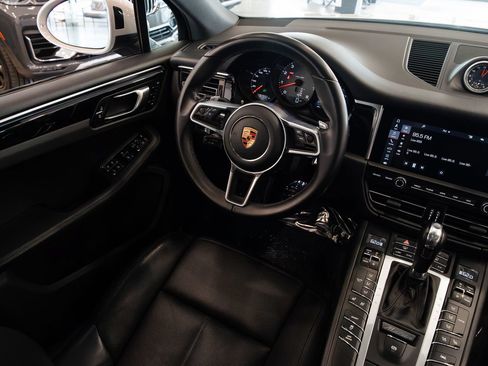 Used 2020 Porsche Macan S AWD/4WD image 10