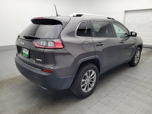 Used 2019 Jeep Cherokee Latitude Plus AWD/4WD image 9