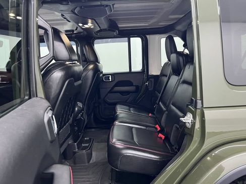 Used 2021 Jeep Wrangler Unlimited Rubicon AWD/4WD image 13