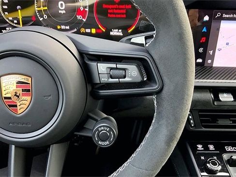 Used 2025 Porsche 911 GT3 image 41