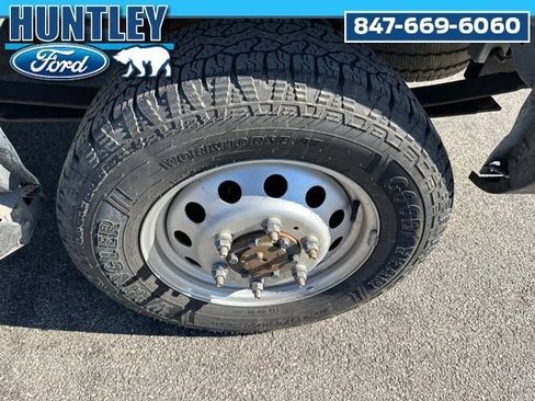 Used 2023 Ford Transit 250 Low Roof AWD w/ Exterior Upgrade Package image 8