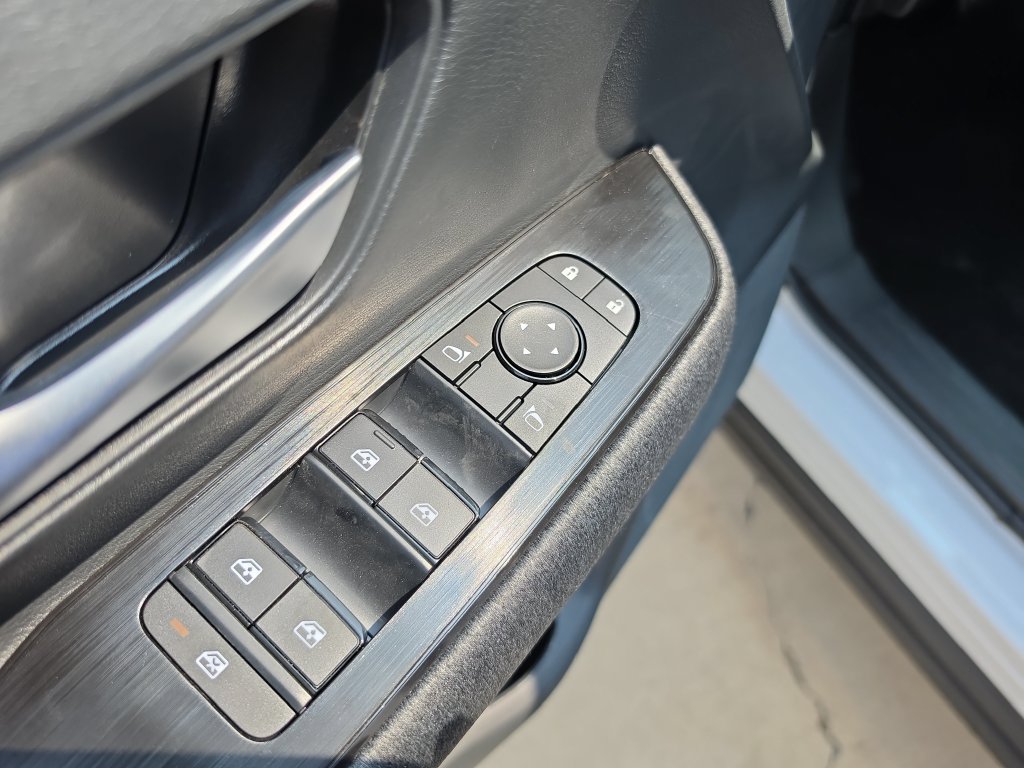 New 2027 Nissan Kicks SV FWD image 22