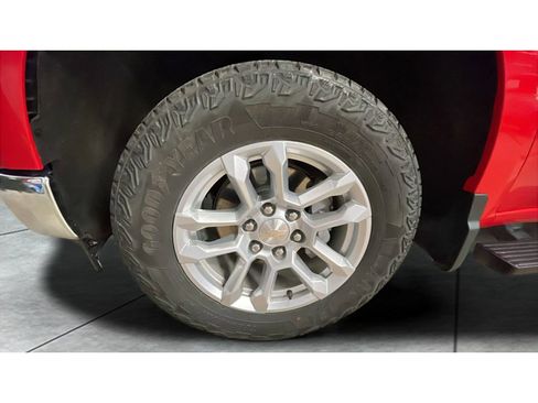 Used 2023 Chevrolet Silverado 1500 LT image 19