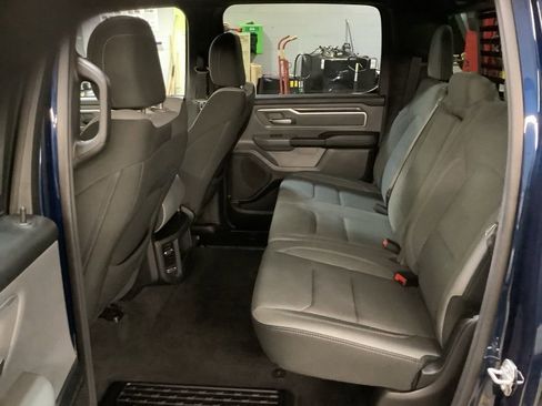 Used 2021 RAM 1500 Big Horn AWD/4WD image 16