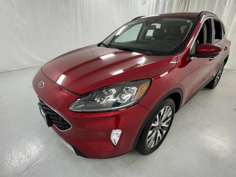 Used 2020 Ford Escape Titanium AWD/4WD image 7
