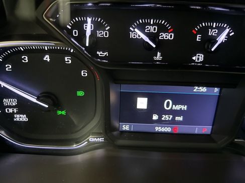 Used 2019 GMC Sierra 1500 SLT image 47