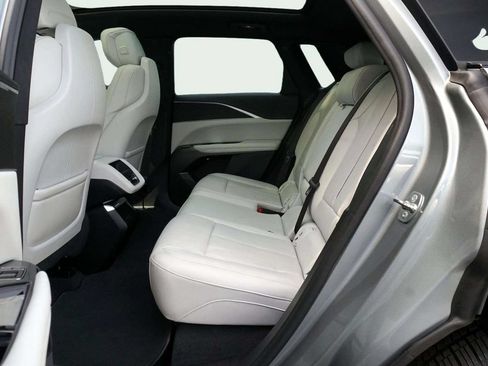 Used 2024 Cadillac Lyriq Luxury RWD image 20
