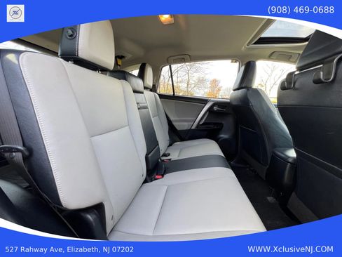 Used 2017 Toyota RAV4 Limited image 23