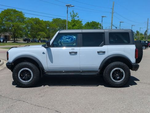 Used 2023 Ford Bronco Black Diamond w/ Sasquatch Package AWD/4WD image 5