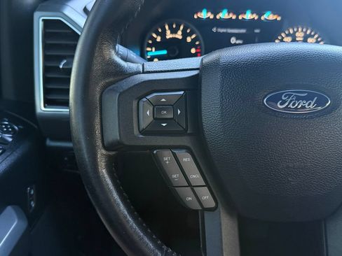 Used 2018 Ford F150 XLT w/ Equipment Group 302A Luxury AWD/4WD image 30