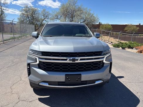 Used 2024 Chevrolet Tahoe LS image 3