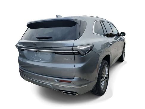 New 2026 Buick Enclave Avenir w/ Super Cruise Package FWD image 5