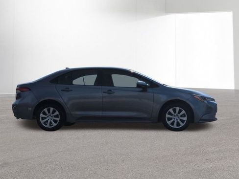 Certified 2026 Toyota Corolla LE FWD image 4