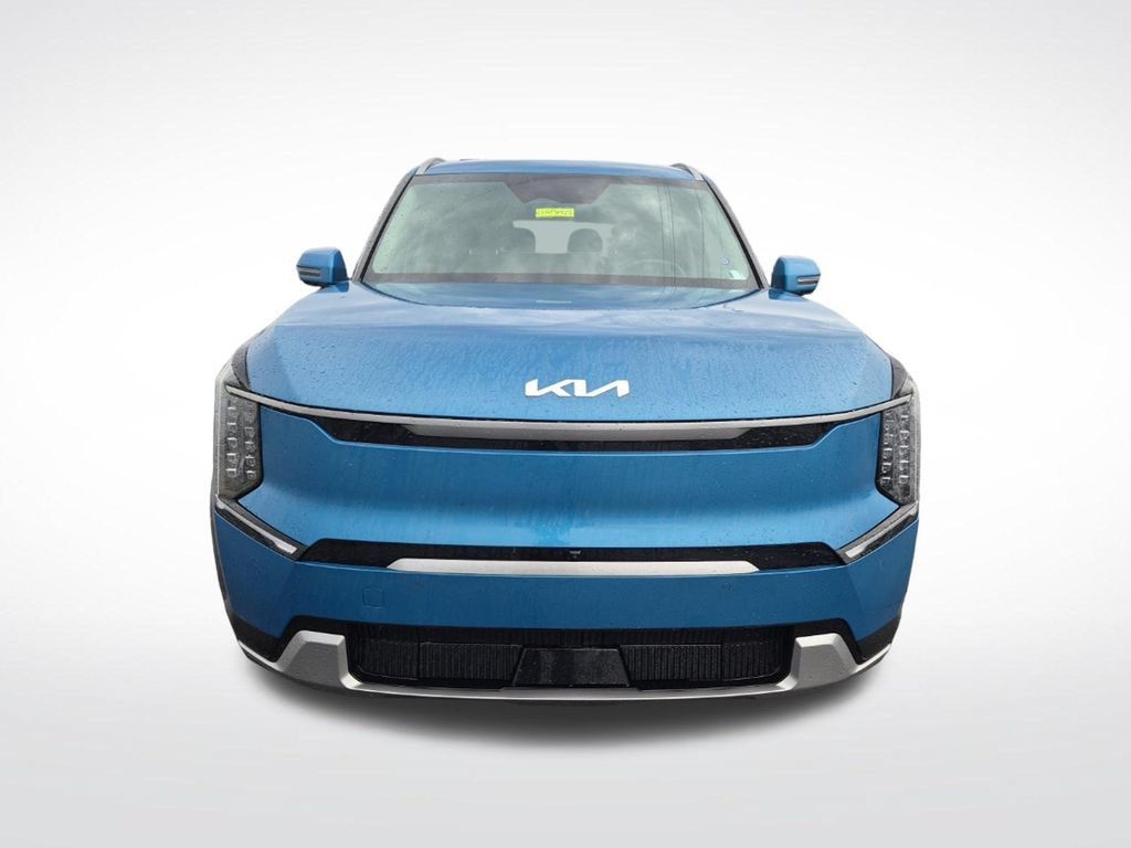 Used 2024 Kia EV9 Land AWD/4WD image 11