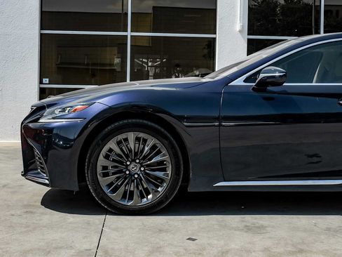 Used 2019 Lexus LS 500 w/ Interior Upgrade Package RWD image 17
