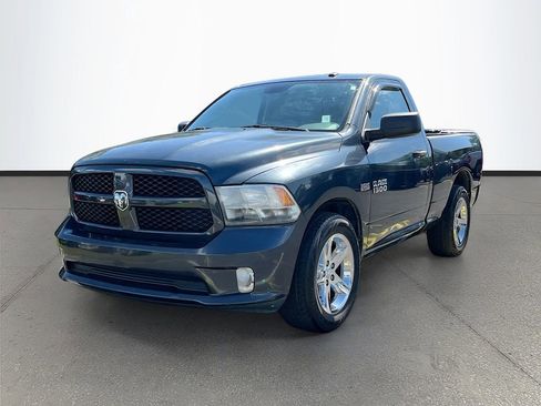 Used 2013 RAM 1500 Express RWD image 3