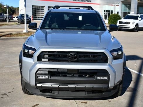 New 2025 Toyota 4Runner SR5 image 8