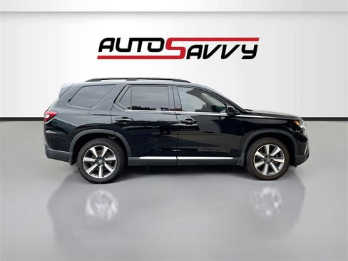 Used 2024 Honda Pilot Elite image 8