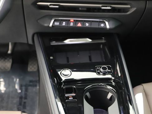 New 2026 Audi Q3 quattro 2.0T AWD/4WD image 20