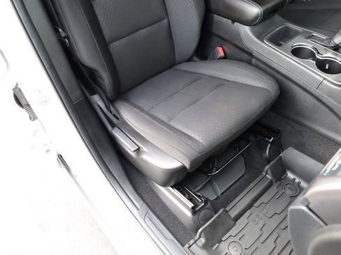 Used 2021 Jeep Grand Cherokee Freedom Edition AWD/4WD image 24