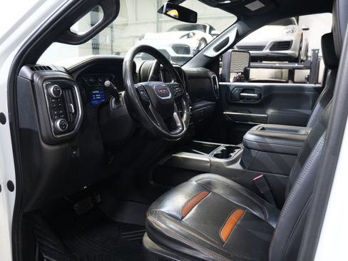 Used 2020 GMC Sierra 2500 AT4 w/ AT4 Premium Package AWD/4WD image 31