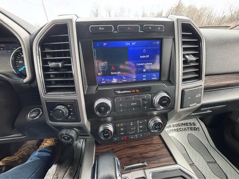 Used 2020 Ford F150 Lariat w/ Equipment Group 502A Luxury image 22