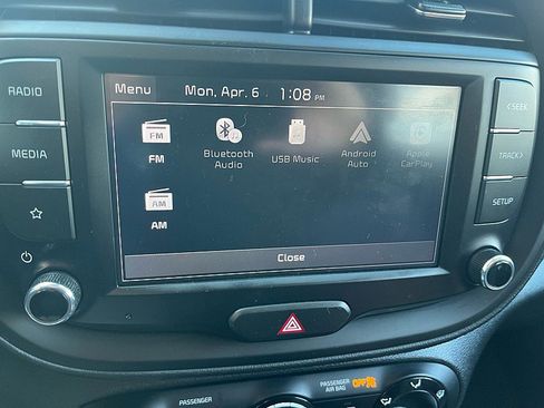 Used 2024 Kia Soul LX w/ Option Group 015 FWD image 34