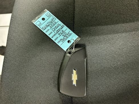 Used 2024 Chevrolet Colorado Trail Boss w/ Technology Package image 12