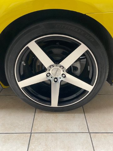 Used 2015 Chevrolet Camaro LT RWD image 26
