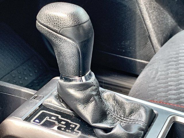 Certified 2022 Toyota Tacoma SR5 AWD/4WD image 26