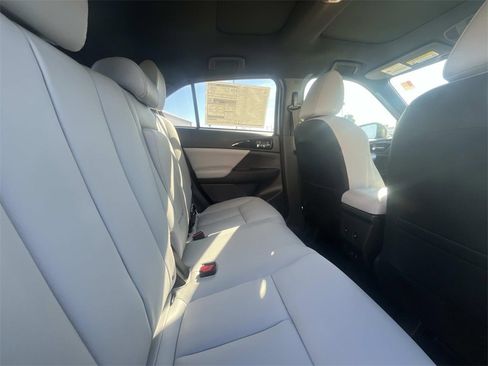 New 2026 Mitsubishi Eclipse Cross SEL image 16