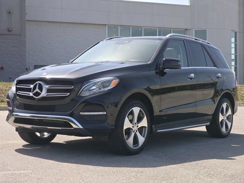 Used 2017 Mercedes-Benz GLE 350 4MATIC image 4