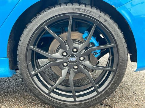 Used 2018 Ford Focus RS image 14
