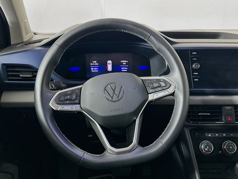 Used 2023 Volkswagen Taos SE w/ Panoramic Sunroof Package AWD/4WD image 18