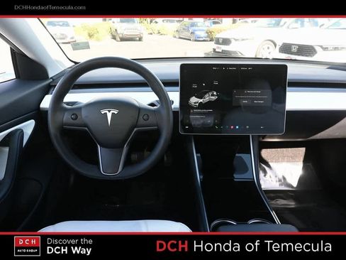Used 2020 Tesla Model 3 Standard Range Plus image 8