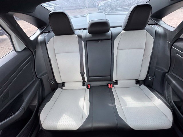 Used 2021 Volkswagen Jetta R-Line FWD image 15