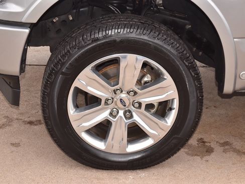 Used 2020 Ford F150 Platinum w/ Equipment Group 701A Luxury image 40