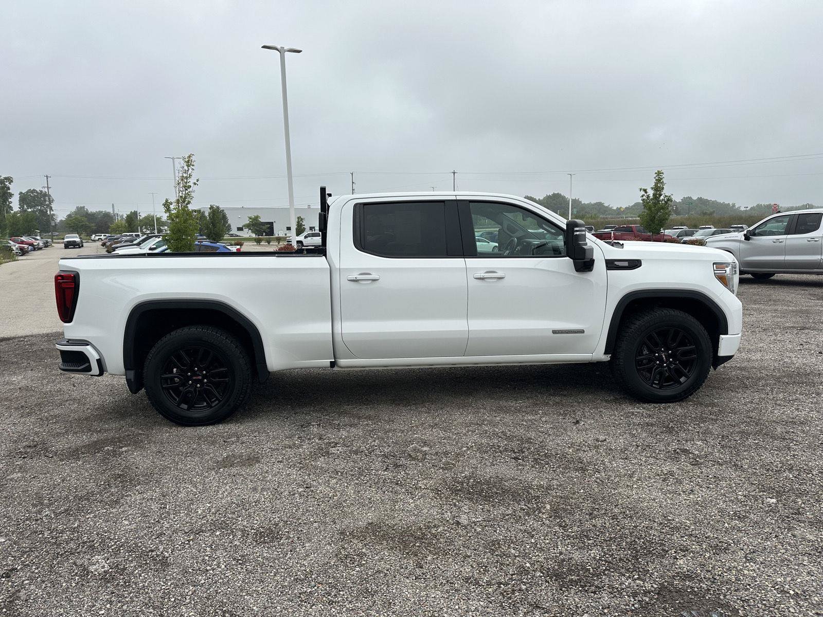 Used 2021 GMC Sierra 1500 Elevation AWD/4WD image 9