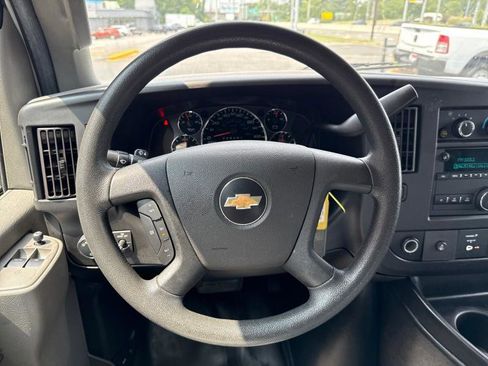 Used 2020 Chevrolet Express 2500 w/ Driver Convenience Package image 21