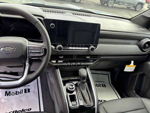 New 2026 Chevrolet Colorado Trail Boss w/ Midnight Edition AWD/4WD image 5