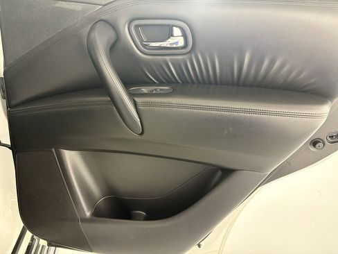 Used 2023 Nissan Armada SV image 44