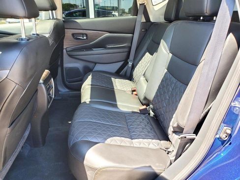 Used 2023 Nissan Murano Platinum AWD/4WD image 16