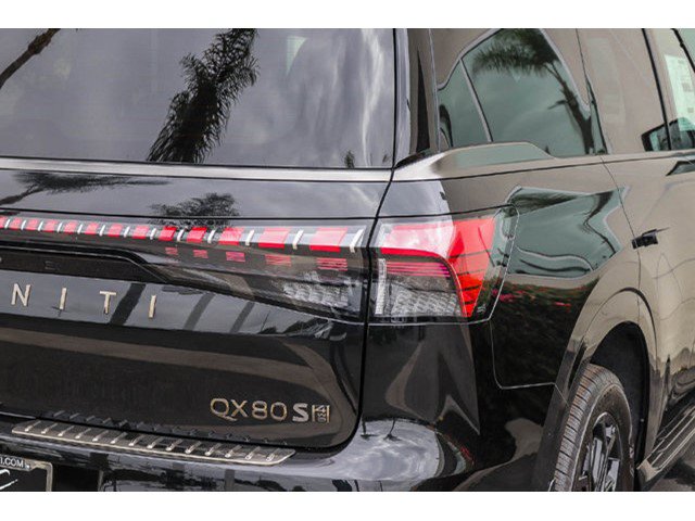 New 2027 INFINITI QX80 Sensory w/ Sport Exterior Package AWD/4WD image 9