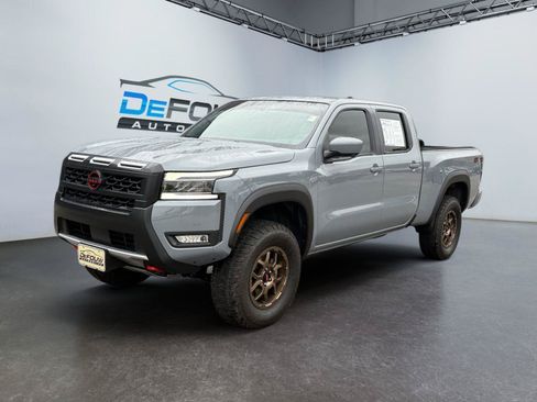 Used 2025 Nissan Frontier PRO-4X w/ Pro Premium Package AWD/4WD image 7