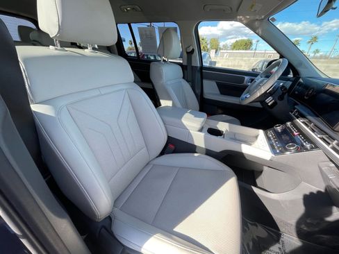 Used 2025 Hyundai Santa Fe SEL image 38
