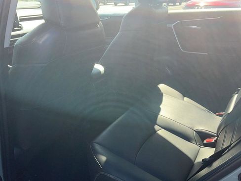 Used 2022 Toyota RAV4 XLE Premium w/ Carpet Mat Package (TMS) image 28